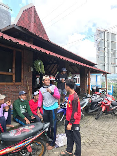 Comentarii opinii despre Saungtani Kafe