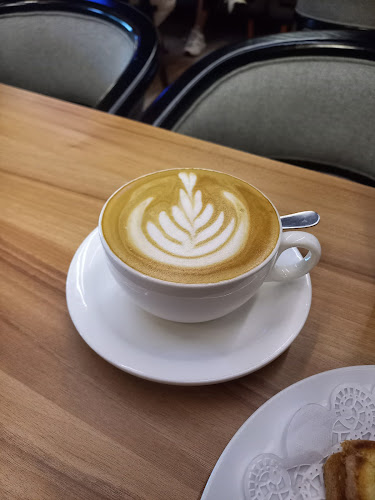 Jl. Jenderal Sudirman No.79, Gn. Bahagia, Kecamatan Balikpapan Selatan, Kota Balikpapan, Kalimantan Timur 76114