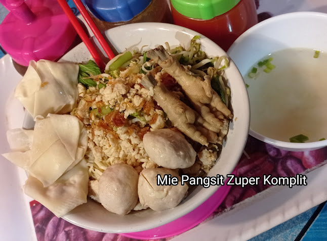 Gg. Makmur Buntu, Sukarame, Kec. Sukarame, Kota Bandar Lampung, Lampung 35131