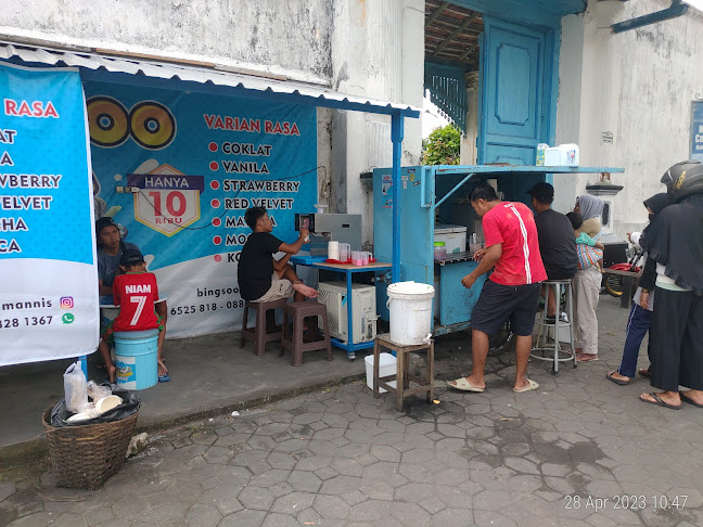 Jl. Sasono Mulyo, Baluwarti, Kec. Ps. Kliwon, Kota Surakarta, Jawa Tengah 57114