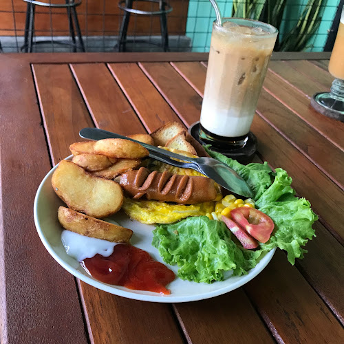 Opinii despre Dasaran Kopi în Kota Semarang - Gastronomi dan perhotelan