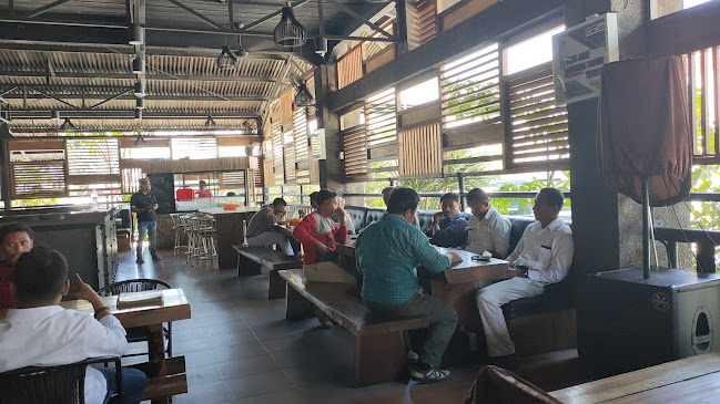 Kingdom Foodcourt & Coffee Toffee