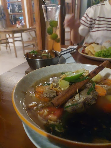 LAMANSUA Coffee & Eatery - Gastronomi dan perhotelan