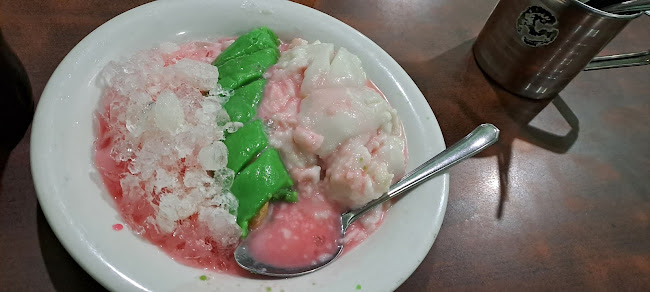 Opinii despre Kapurung Kasuari în Kota Makassar - Gastronomi dan perhotelan