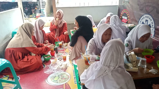 Opinii despre Baso aci Cilok goang 2 putry în Kab. Tasikmalaya - Gastronomi dan perhotelan