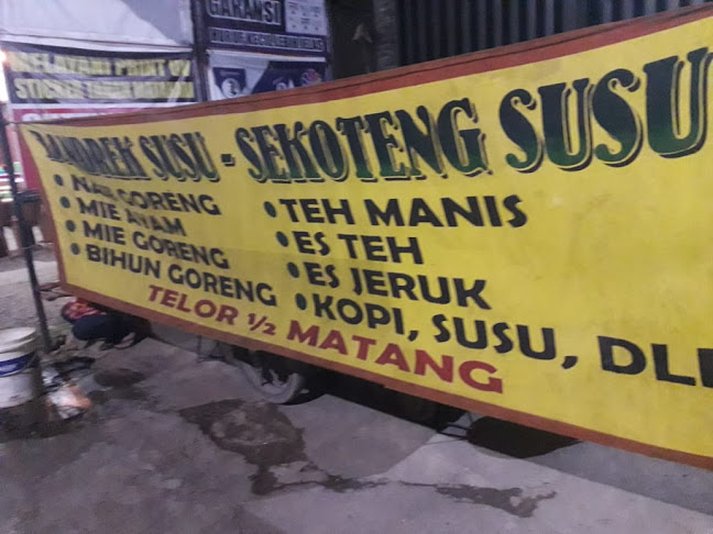 Opinii despre WARUNG NASGOR DAN BANDREK SKOTENG în Kota Palembang - Gastronomi dan perhotelan