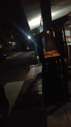 Comentarii opinii despre Warung Kopi Pak Barimin(Madiun)