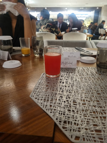 Opinii despre 209 Dining în Surabaya - Gastronomi dan perhotelan