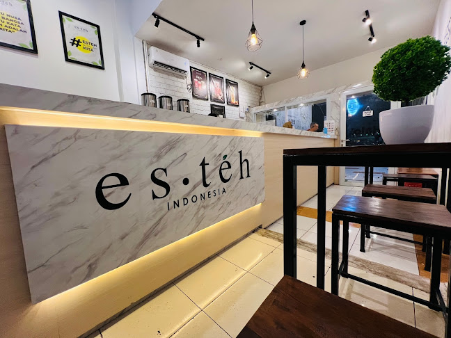 Opinii despre ES TEH INDONESIA AROEPALA HERTASNING în Kota Makassar - Gastronomi dan perhotelan