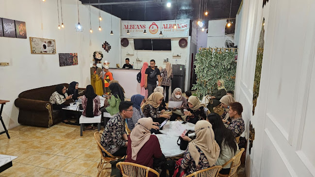 ALBEANS Food & Drink - Gastronomi dan perhotelan