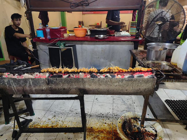 Comentarii opinii despre Sate Ayam Ponorogo Pak Seger