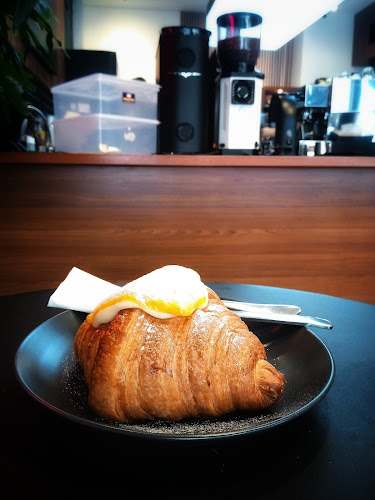 Comentarii opinii despre Makmur Jaya Coffee