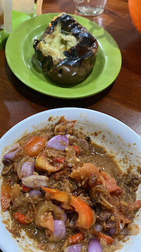 Rumah Makan CAHAYA PANGKEP - Gastronomi dan perhotelan