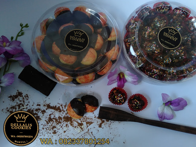 Opinii despre DELLALIS COOKIES în Surabaya - Gastronomi dan perhotelan