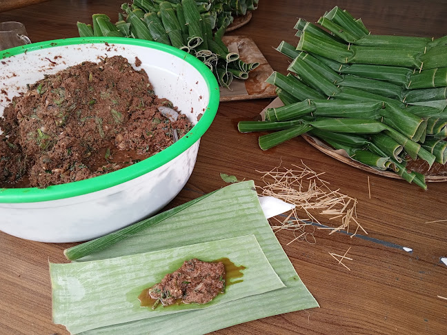 Comentarii opinii despre Warung Sate Rembiga UTAMA Bu Ririn