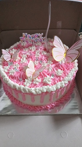 Adrey Cake (Menjual Kue Ulang tahun,Nasi Tumpeng, dll) {Pesan baru dibuat} - Gastronomi dan perhotelan