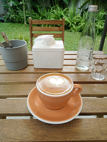 LAMANSUA Coffee & Eatery