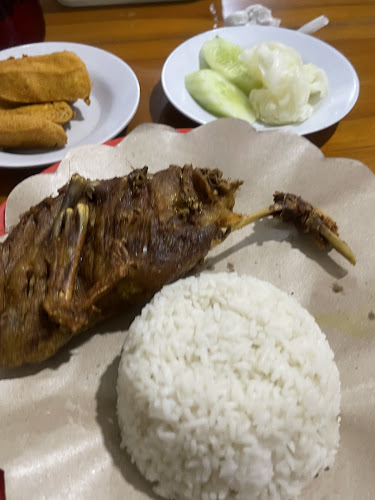 BekCon Surabaya (Bebek Mercon) - Gastronomi dan perhotelan