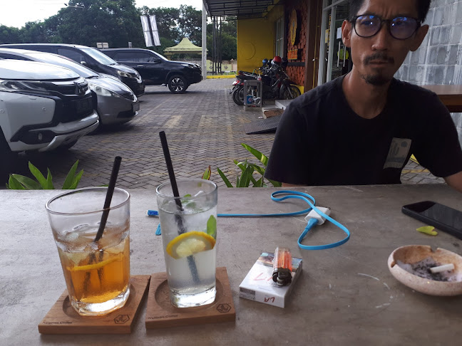 Comentarii opinii despre Nyaman Coffee