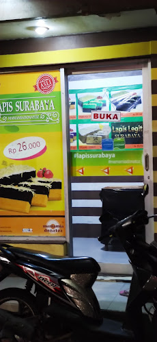 Lapis Surabaya Mamamiadonatoz - Gastronomi dan perhotelan