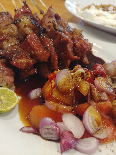 Opinii despre Sate Tongseng Pasutri în Kota Tangerang Selatan - Gastronomi dan perhotelan