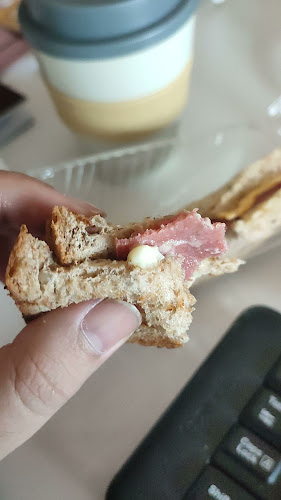 Comentarii opinii despre Point Cafe Sultan Agung 92 Semarang