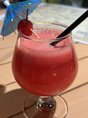 Deep Sea Beachclub - Gastronomi dan perhotelan