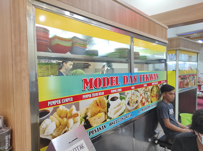 Pempek Edy - Gastronomi dan perhotelan