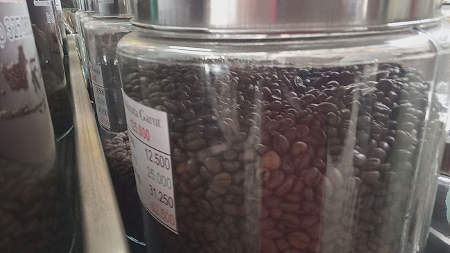 Comentarii opinii despre Rumah Kopi Celebes + EMERALD BINTARO