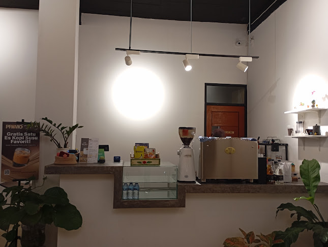LEUKA COFFEE SHOP - Kota Depok
