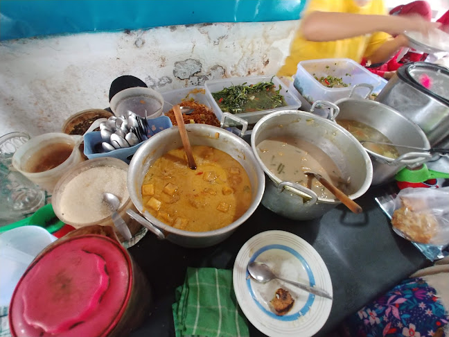 Warung Makan Bu Marni(ꦮꦫꦸꦁꦩꦏꦤ꧀ꦧꦸꦩꦂꦤꦶ)