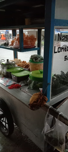 Nasi Uduk Ibu Rafi - Gastronomi dan perhotelan