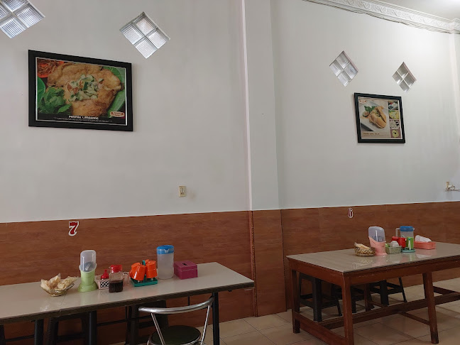 Opinii despre Pempek Fenny Lubuk Linggau în Kota Lubuklinggau - Gastronomi dan perhotelan