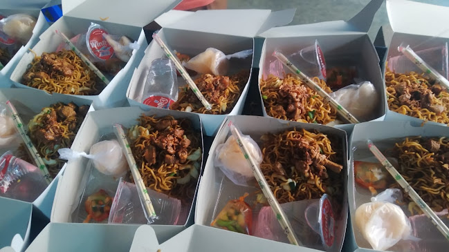 Mie ayam wak puncak - Gastronomi dan perhotelan