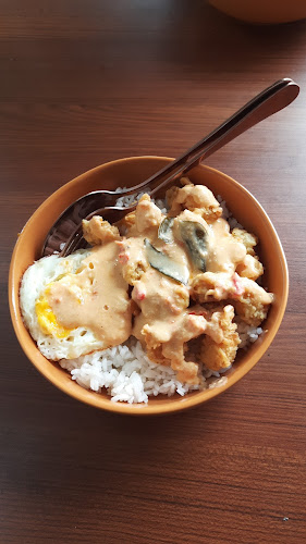 Jl. Stadion No.17, Stadion, Kec. Ternate Tengah, Kota Ternate, Maluku Utara 97712