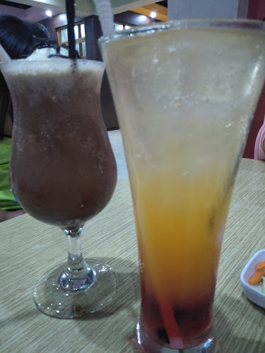 X.O.W Resto Food Society And Culture - Kota Mojokerto