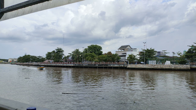 Saraba Nyaman Floating Restaurant - Gastronomi dan perhotelan
