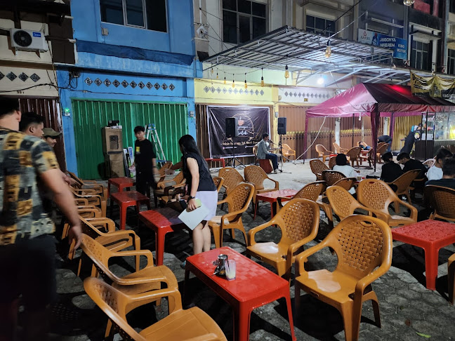 Comentarii opinii despre Angkringan Bilik