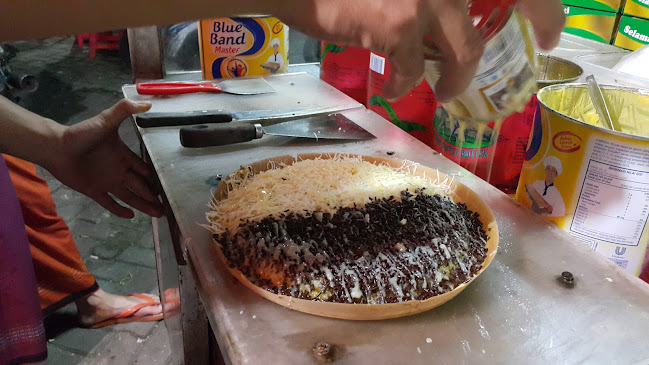 Opinii despre Martabak favorite bangka mas gondrong în Kota Depok - Gastronomi dan perhotelan