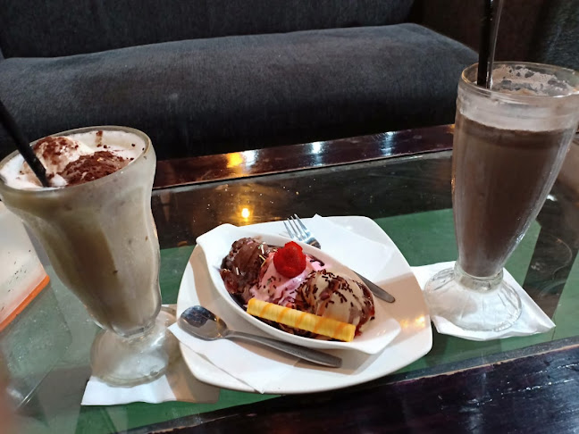 Dreamblack Coffee - Gastronomi dan perhotelan