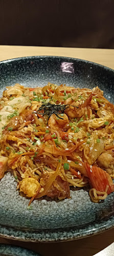 Peco Peco Sushi Margorejo - Gastronomi dan perhotelan