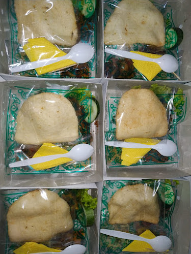 Comentarii opinii despre Catering & Snack BU SITI Semarang