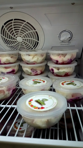 Comentarii opinii despre ZALADKU Fruit Salad & Dessert