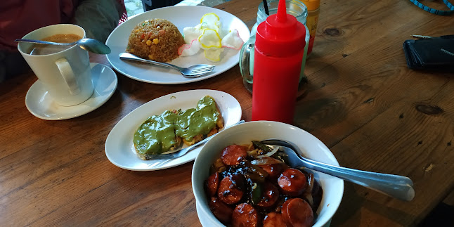 Comentarii opinii despre Habitat Milk and Coffee Depok