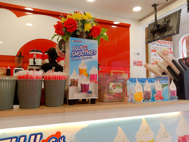 Opinii despre MOMOYO KAPAS KRAMPUNG ICE CREAM în Surabaya - Gastronomi dan perhotelan