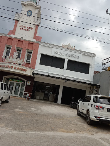 Comentarii opinii despre Holland Bakery