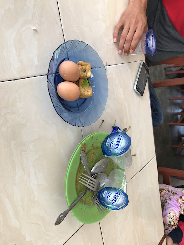 Warung Pecal Lestari Bu Wagino - Gastronomi dan perhotelan