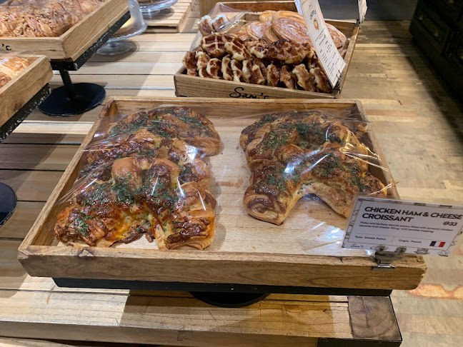 Sam's Pattiserie, Boulangerie, and Desserts - Kota Medan