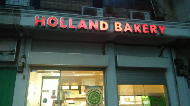 Holland Bakery - RS Urip Sumoharjo