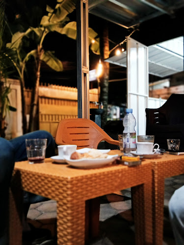 Opinii despre Kedai kopi 7a în Kota Depok - Gastronomi dan perhotelan